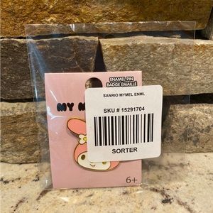 NWT My Melody face Enamel Pin